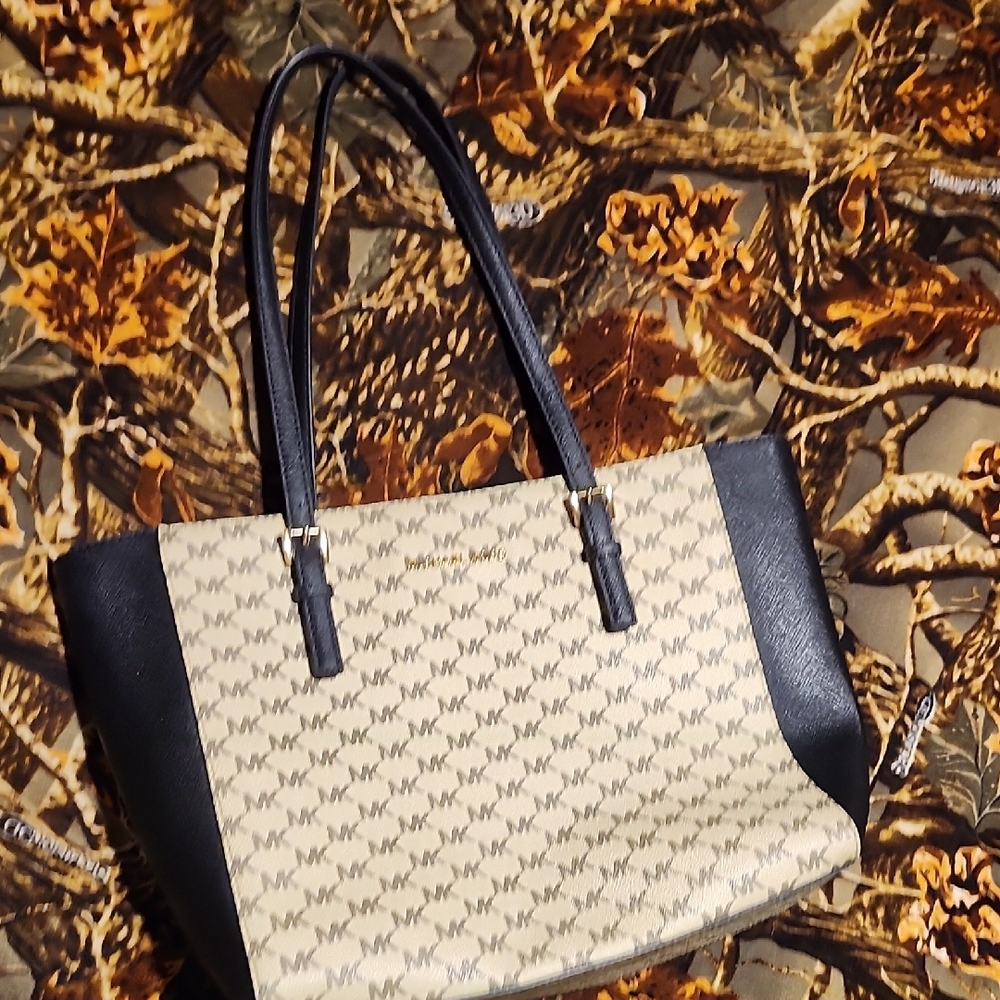 Michael Kors Black and Cream Tote Bag
